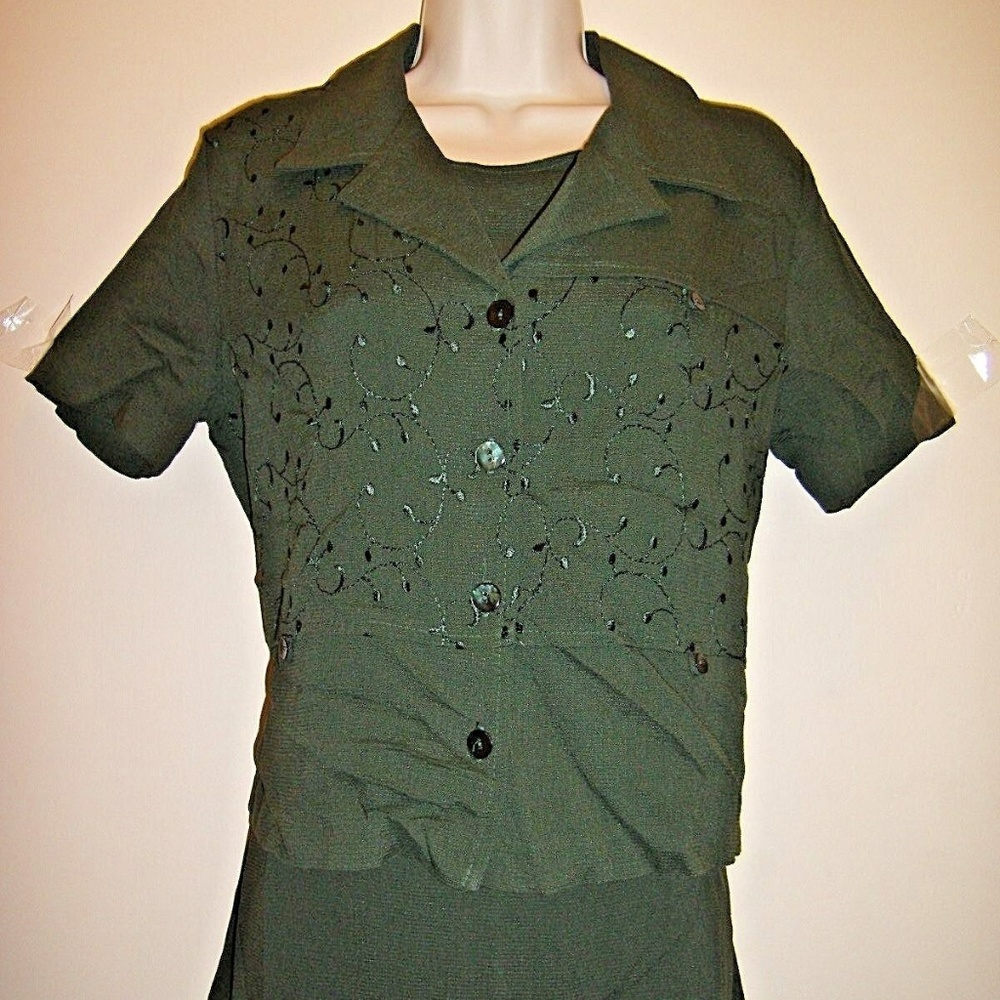Vintage 2 piece Dress and short sleeves Top Set